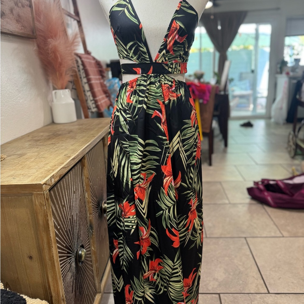 Tropical Black and Red-Orange Cutout Maxi Dress - Small